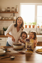 Cargar imagen en el visor de la galería, Cacao en polvo crudo de Guatemala – ingrediente natural para repostería y batidos saludables
