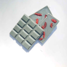 Load image into Gallery viewer, Vegan White Chocolate with Blue Spirulina 

